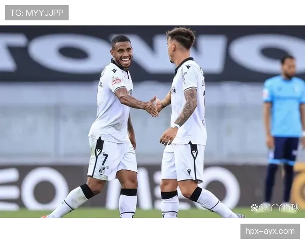 吉马良斯近期比赛表现稳健，攻防两端展现持续提升态势